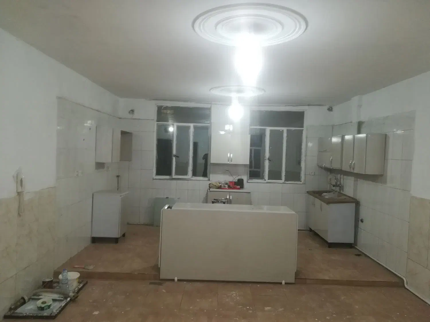 واحد 85متری  در اولین ک سوم|اجارهٔ آپارتمان|نسیم‌شهر, |دیوار