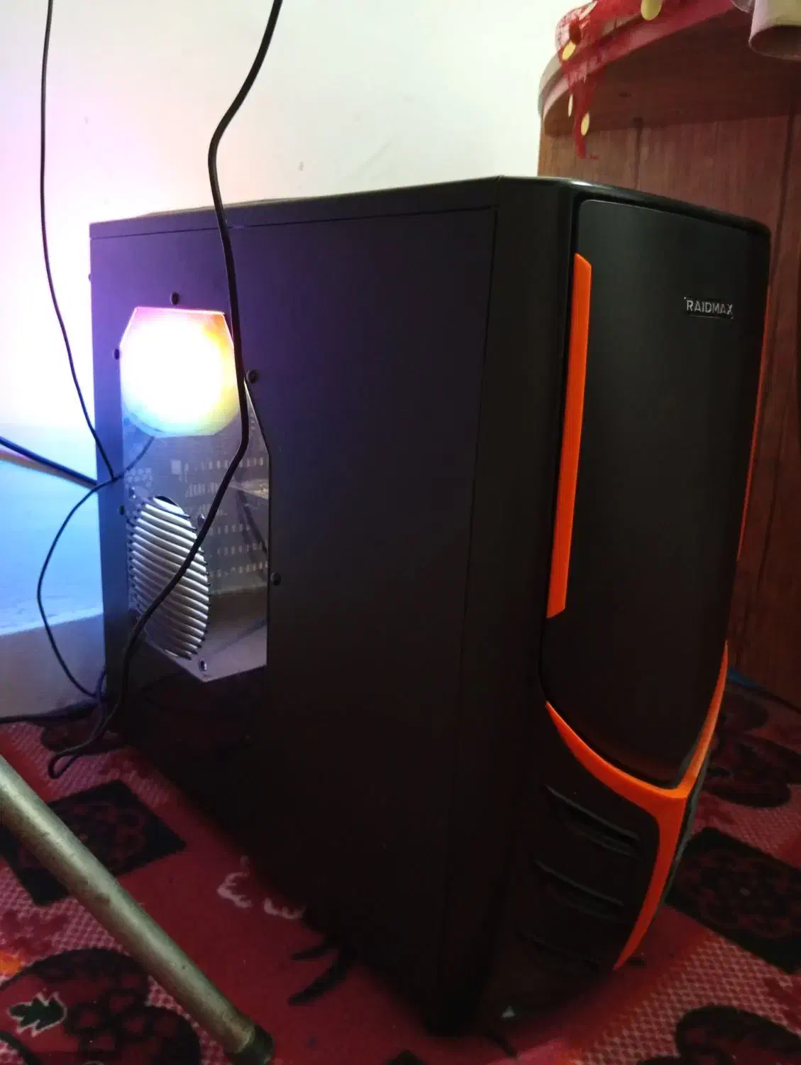 کیس گیمینگ|رایانه رومیزی|چهارباغ, |دیوار