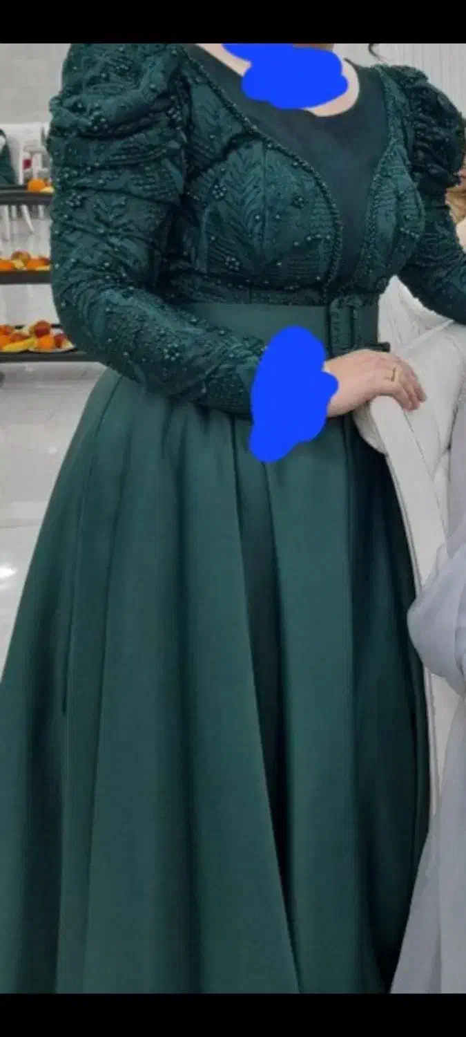 لباس مجلسی|لباس|اقبالیه, |دیوار