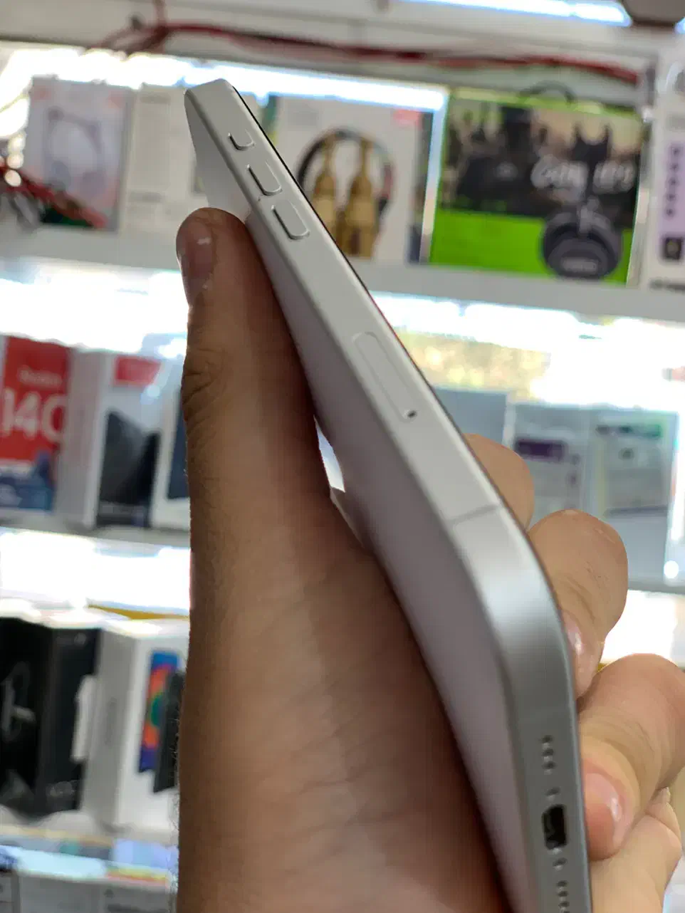 Iphone 16 normal-128Ch-باطری۱۰۰|موبایل|هشتگرد, هشتگرد قدیم|دیوار