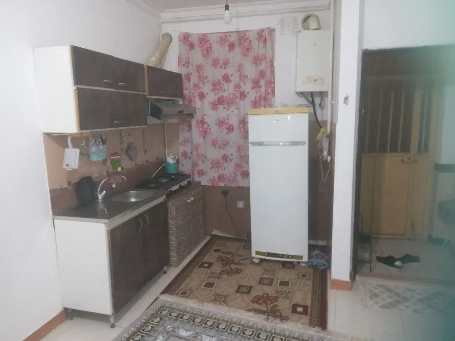 سوییت مجردی کرسی بلند|اجارهٔ آپارتمان|رشت, پاره بیجار|دیوار