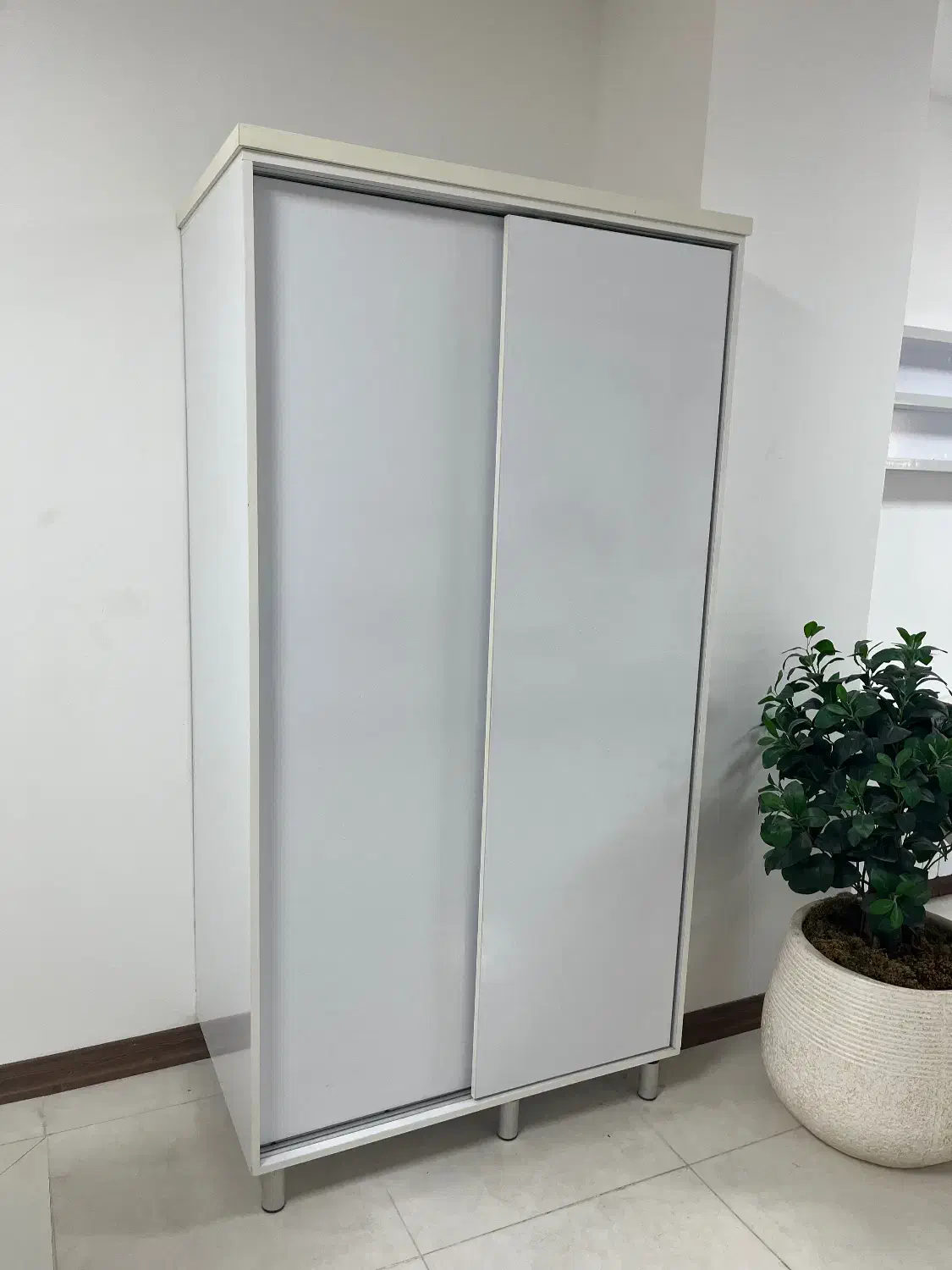 لوازم سالن زیبایی|آرایشگاه و سالن‌های زیبایی|تنکابن, |دیوار