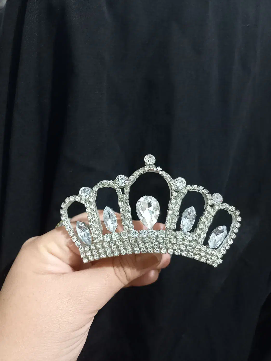 ساخت انواع تاج و ریسه و اکسسوری های زیبا|زیورآلات و اکسسوری|نهبندان, |دیوار