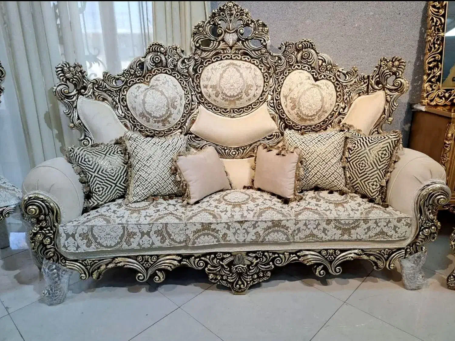 تولیدی|مبلمان خانگی و میز عسلی|رشت, سلیمانداراب|دیوار