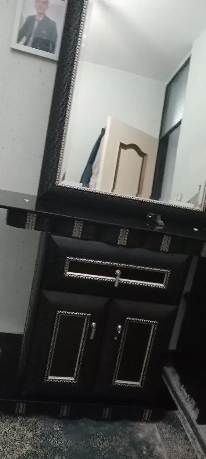 تعدادی لوازم خانگی|آینه|پارسآباد, |دیوار