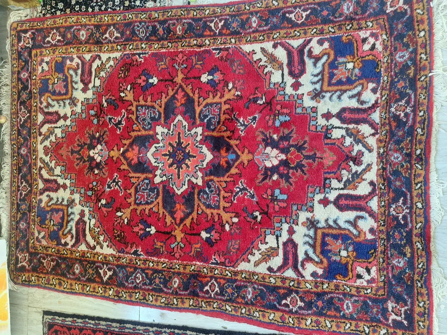 فرش دستباف زرنیم|فرش|تبریز, |دیوار