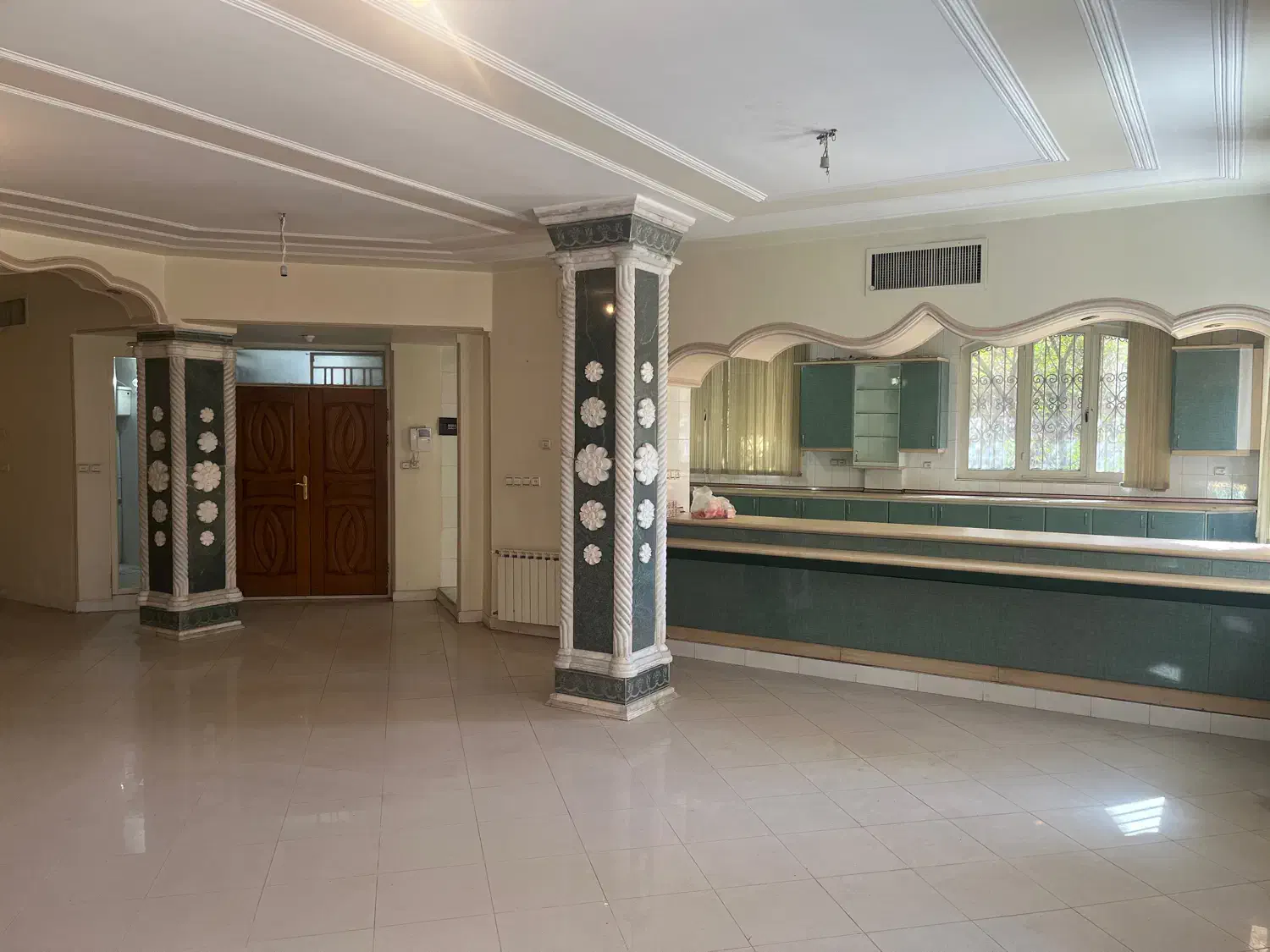 آپارتمان اجاره ایی ۴ خوابه شهرک باهنر|اجارهٔ آپارتمان|کرمان, |دیوار