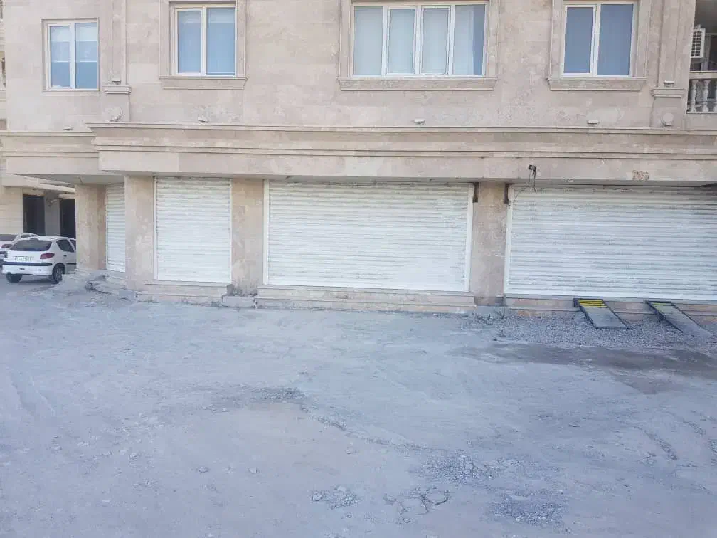 اجاره مغازه ۱۲۷ متری|اجارهٔ مغازه و غرفه|بندرعباس, |دیوار