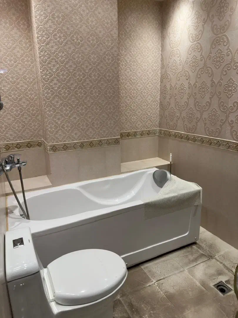 برج باغ ۱۸۰ متری ۳ خواب