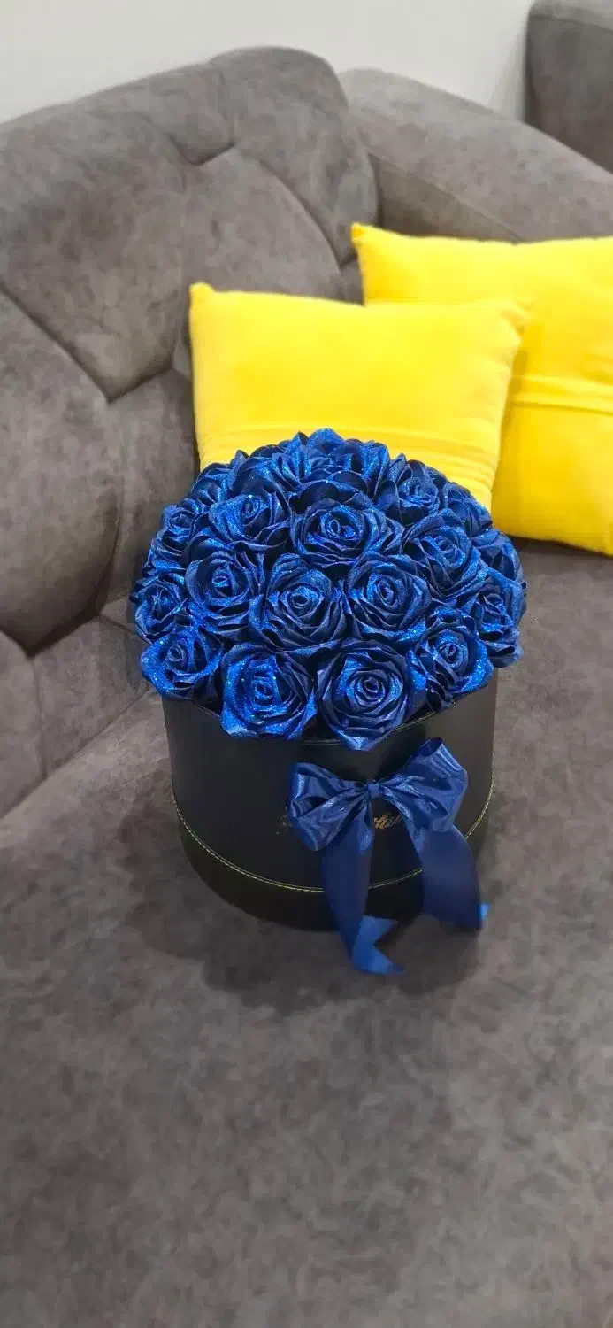 دسته گل و باکس زیبا|گل مصنوعی|بوشهر, |دیوار