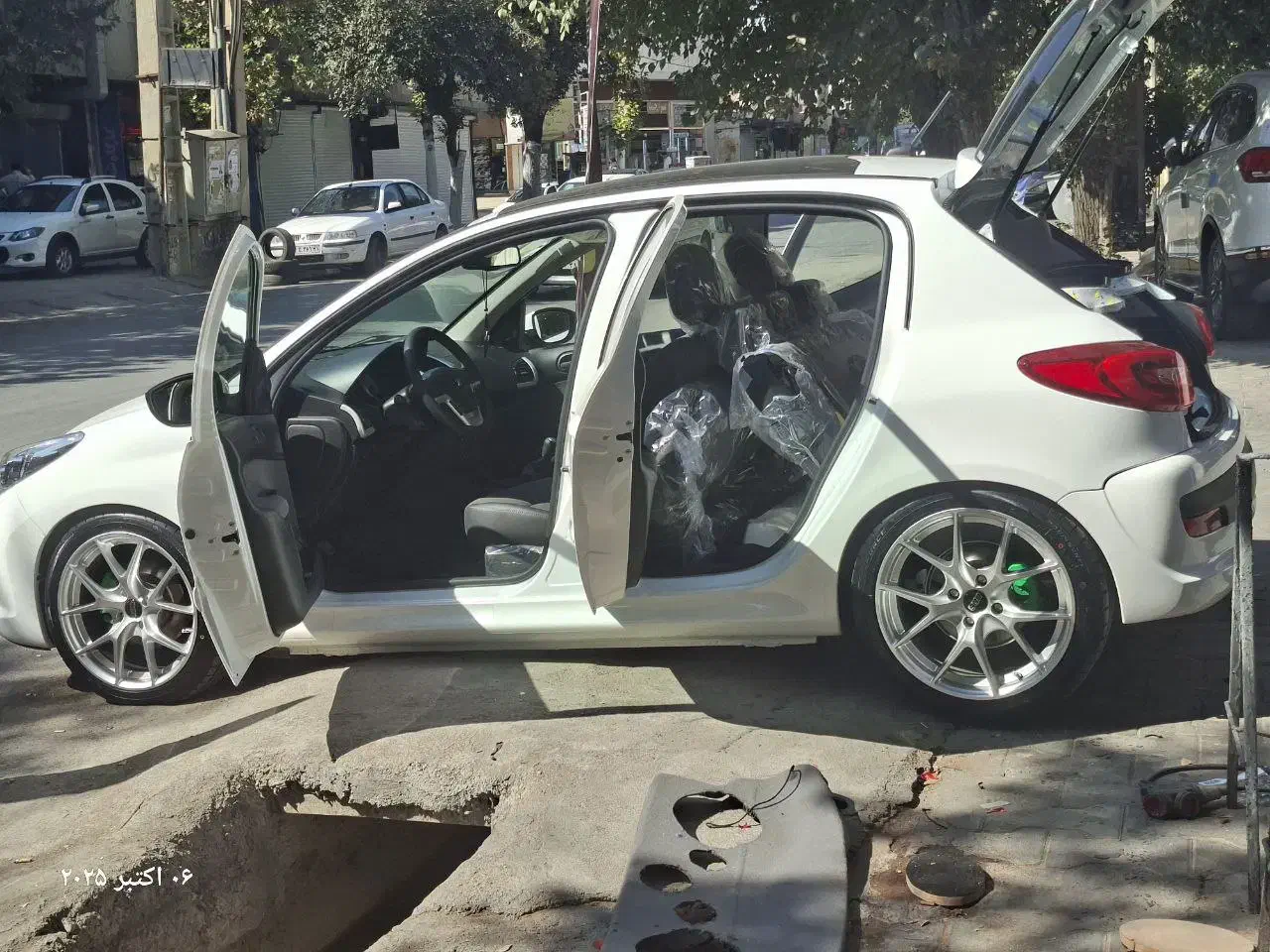 207 صفر TU5معاوضه با خارجی|خودرو سواری و وانت|خرمآباد, |دیوار