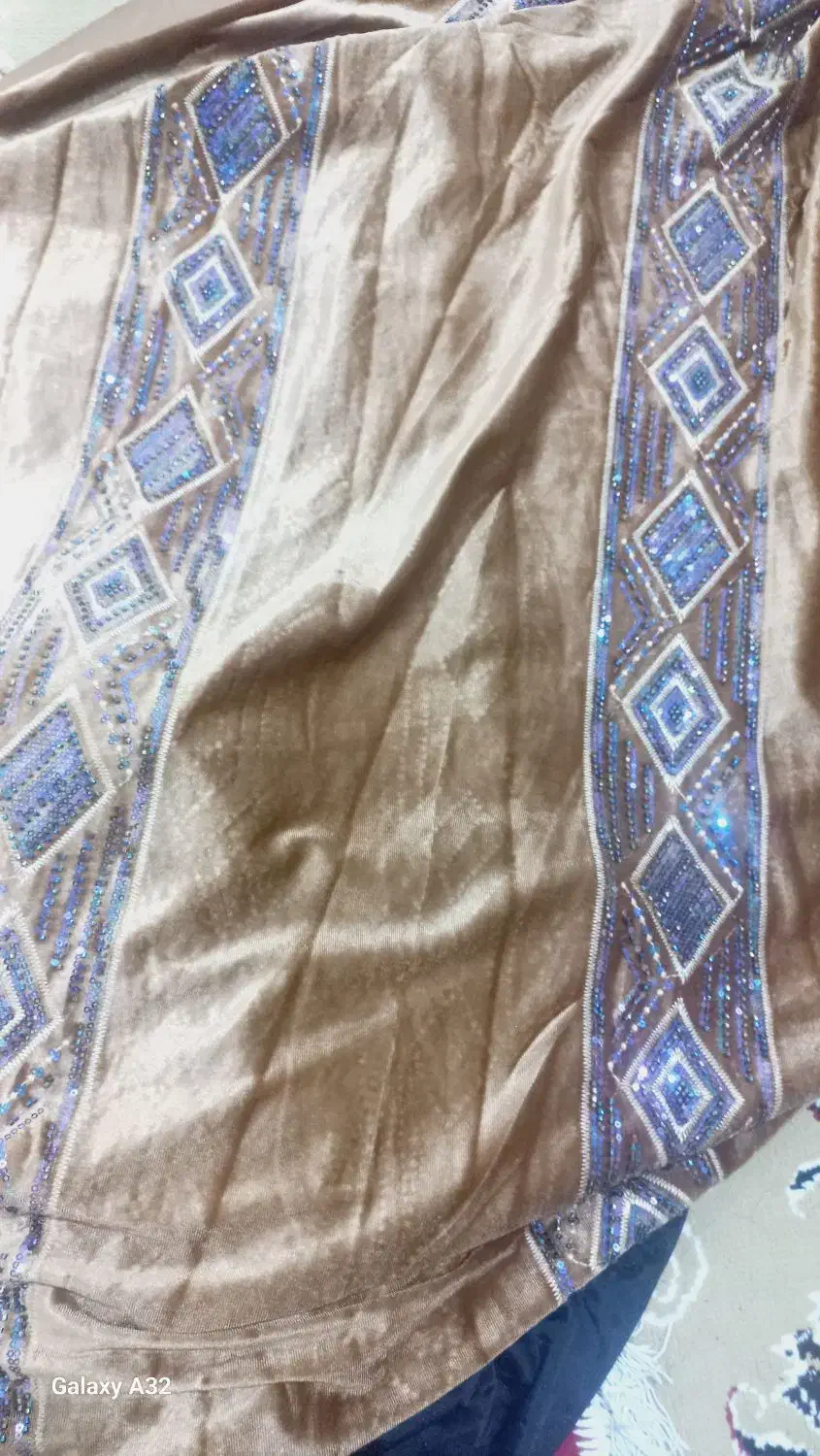 سلام پارچه مخمل ملینه دار|لباس|اهواز, ملاشیه|دیوار