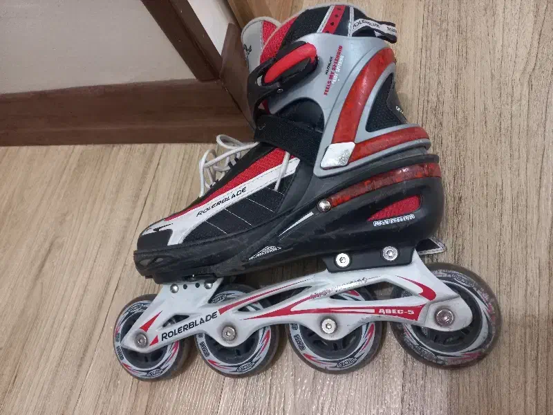 اسکیت رولر بلید سایز ۳۹ تا ۴۲ در حد نو|دوچرخه، اسکیت، اسکوتر|تهران, شهرک امام خمینی|دیوار