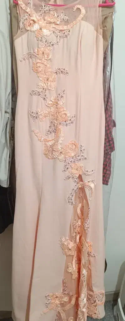 لباس مجلسی|لباس|کرج, شهرک فهمیده|دیوار