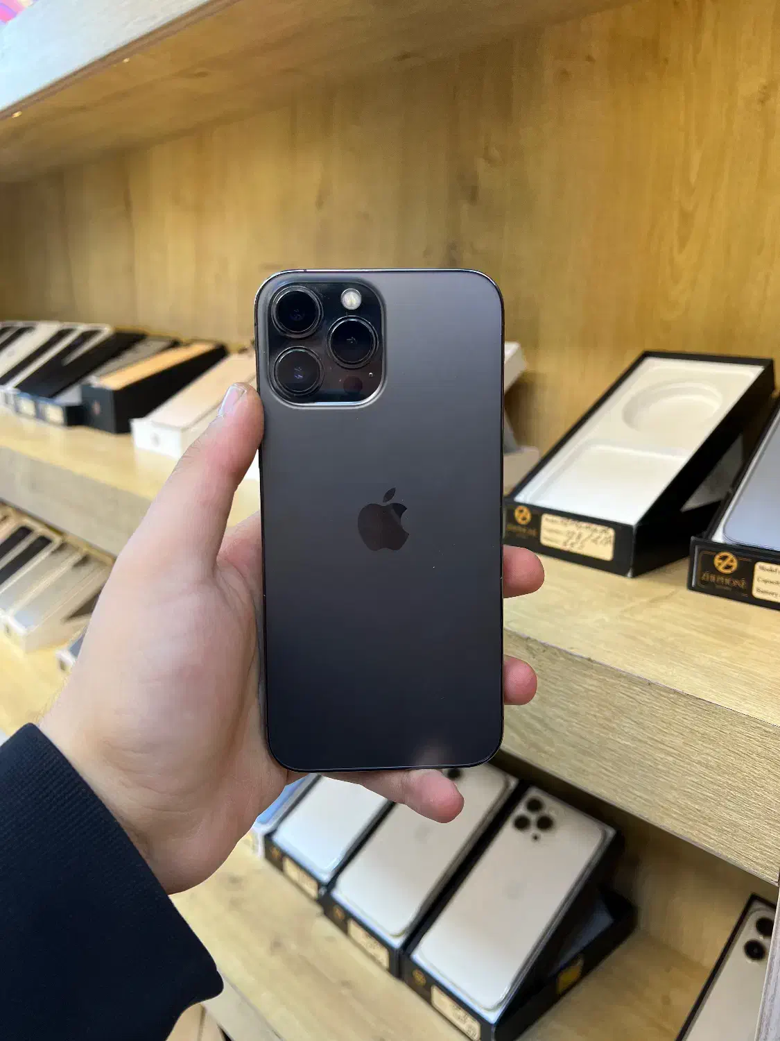 ایفون 13pro max ۲۵۶گیگ مشکی تمیز|موبایل|اصفهان, مفتح|دیوار