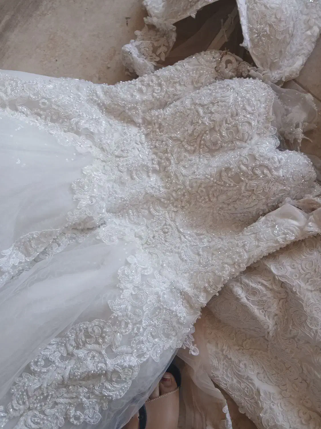 لباس طور|لباس|آباده, |دیوار