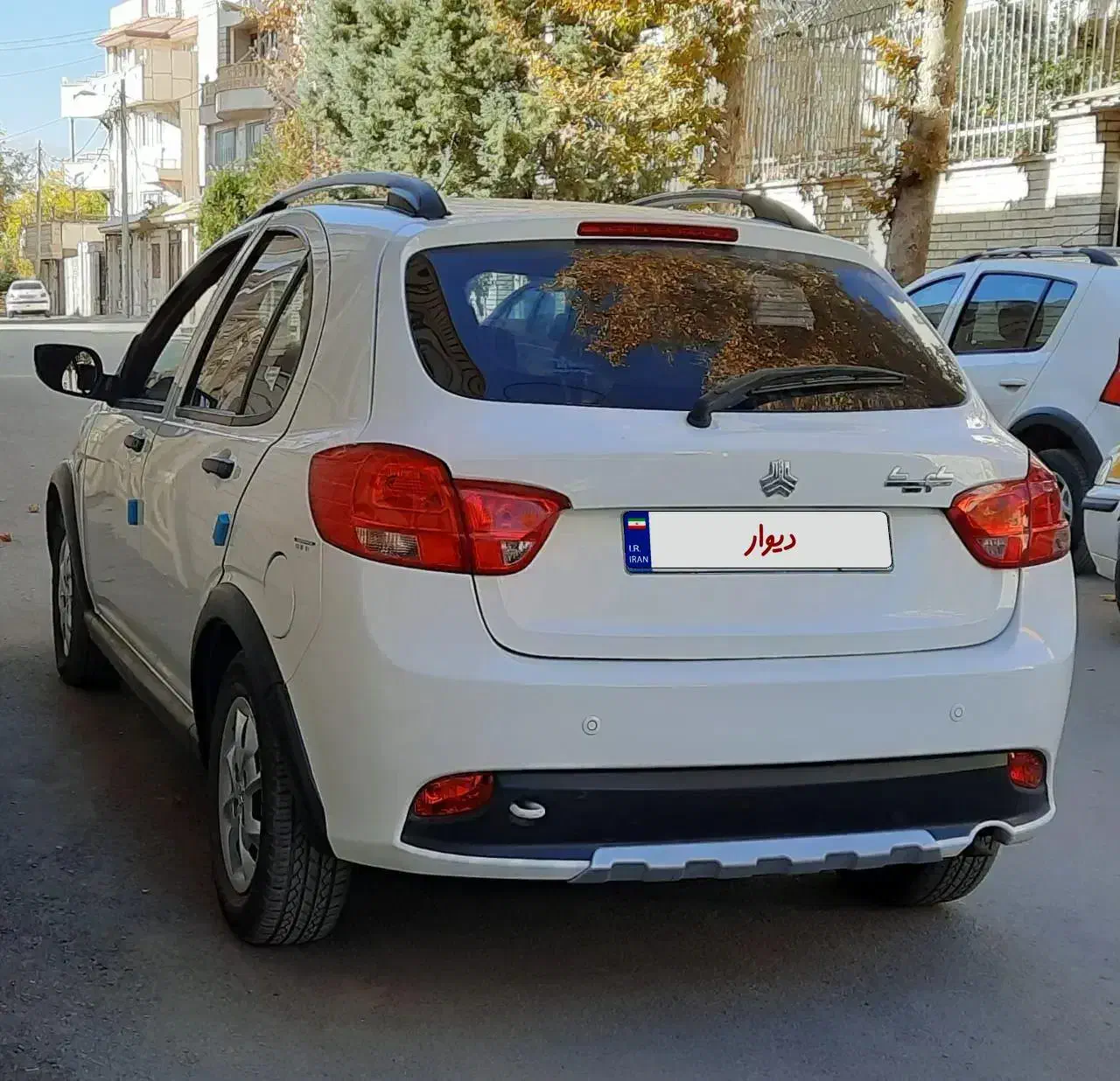 فروشی|خودرو سواری و وانت|بروجرد, |دیوار