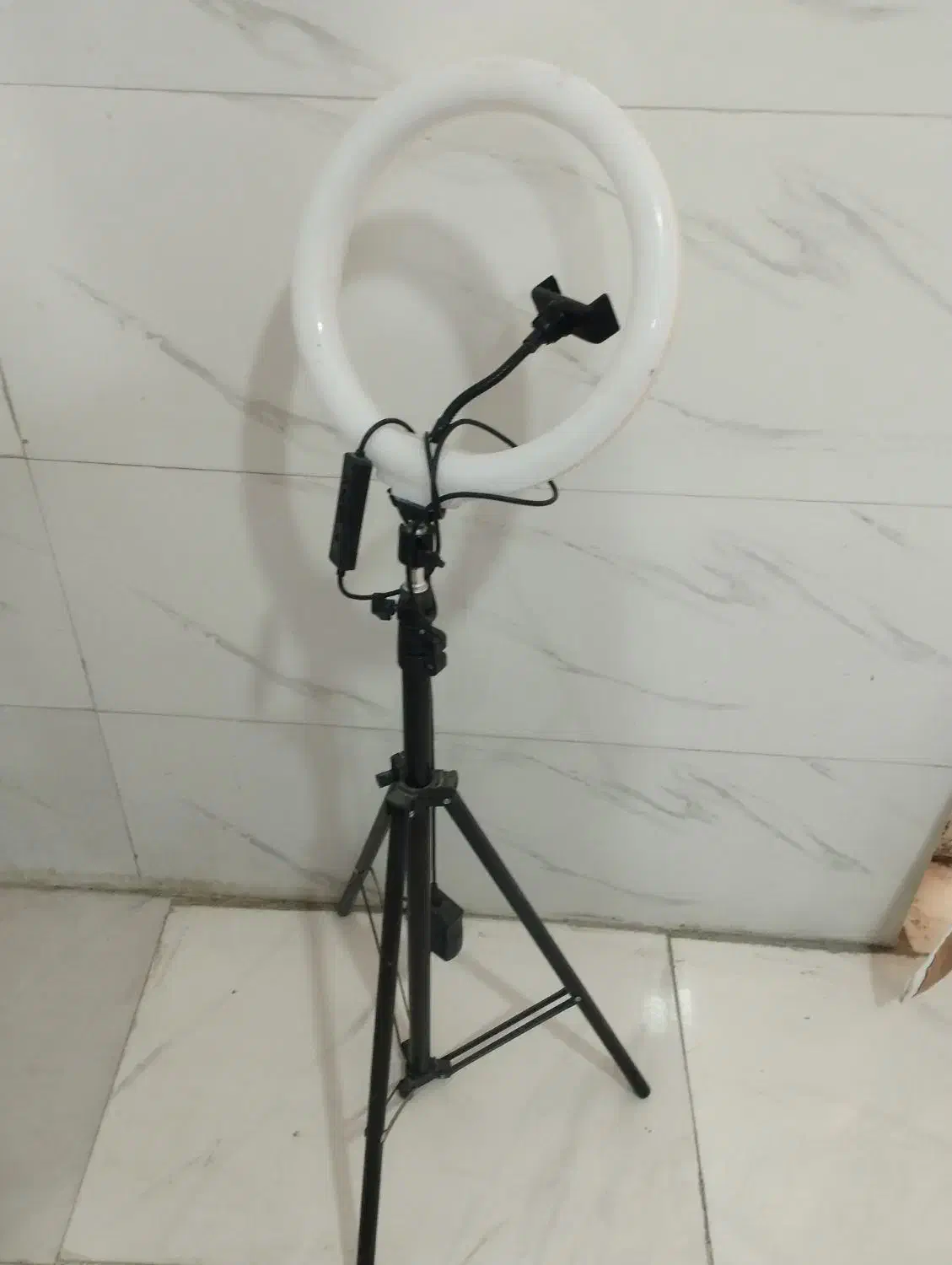 رینگ لایت|دوربین عکاسی و فیلمبرداری|اراک, |دیوار