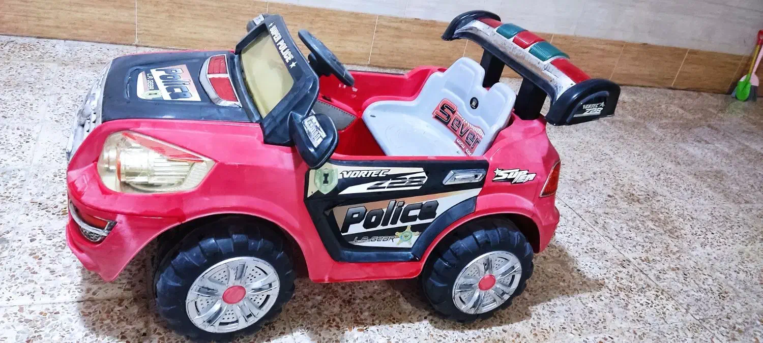 ماشین شارژی|اسباب‌بازی بچه|اندیمشک, |دیوار