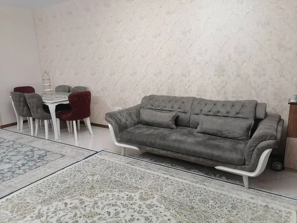 مبل چستر8نفره باناهار خوری 6نفره کاملا سالم وتمیر|مبلمان خانگی و میز عسلی|اندیشه, اندیشه فاز ۱|دیوار