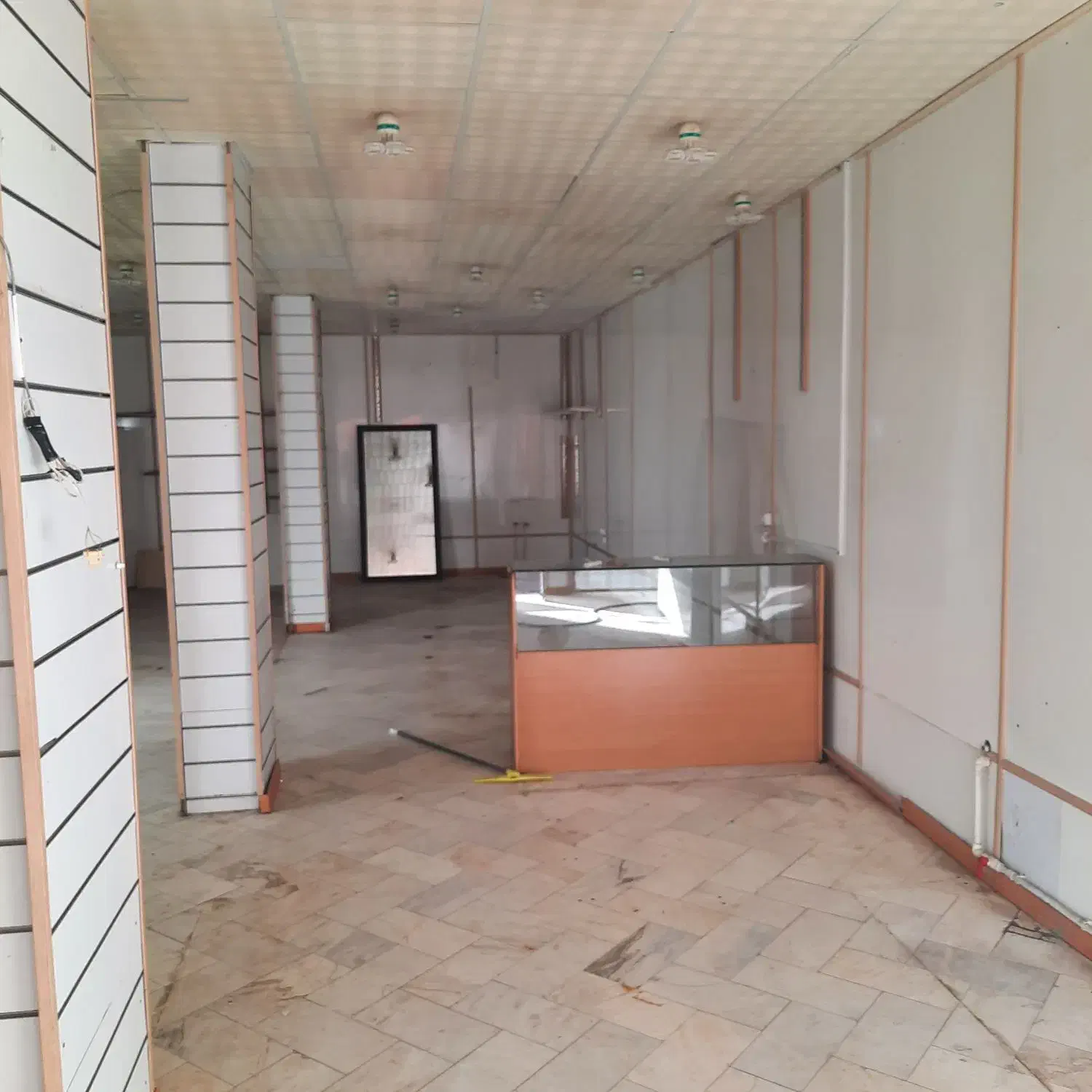 فروش مطب ۱۳۳ متری خیابان بهشتی|فروش دفتر کار، اتاق اداری، مطب|کرمان, |دیوار