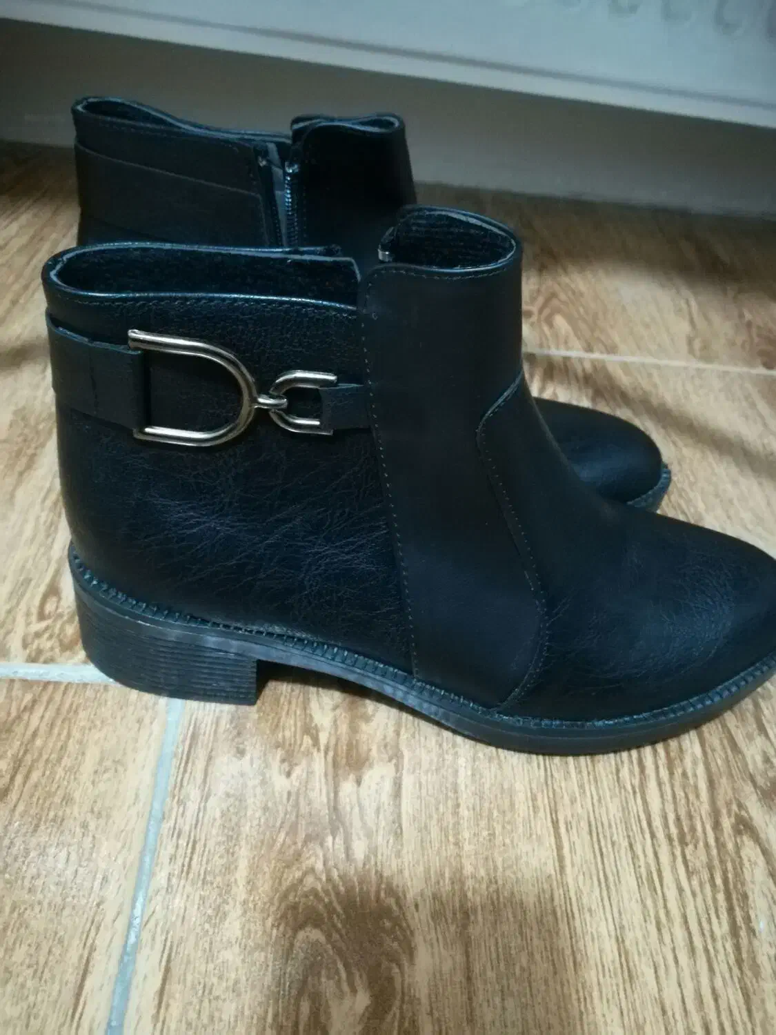 بوت قهوه ای عسلی و بوت مشکی نو|کیف، کفش، کمربند|کرج, حصارک بالا|دیوار