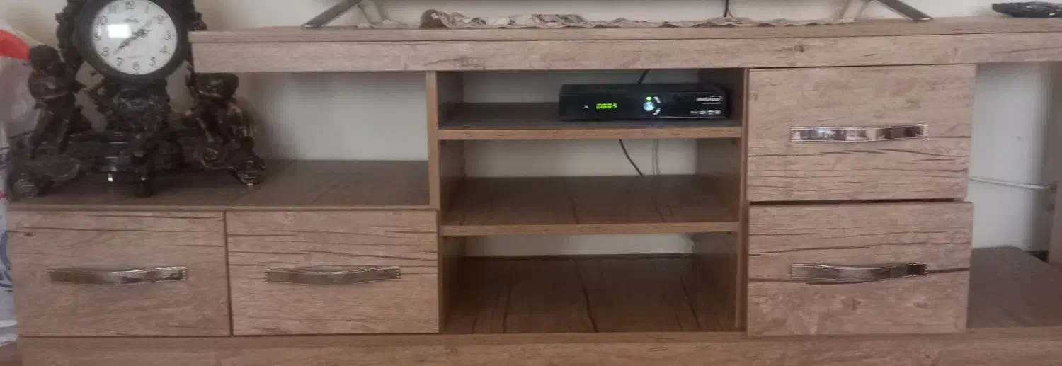 مبل و زیر تلوزیون|مبلمان خانگی و میز عسلی|اردبیل, |دیوار