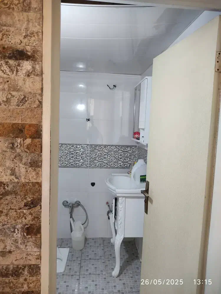 ۸۲ متری /مجتمع گل نرگس / با پارکینگ سندی /|فروش آپارتمان|ملارد, |دیوار