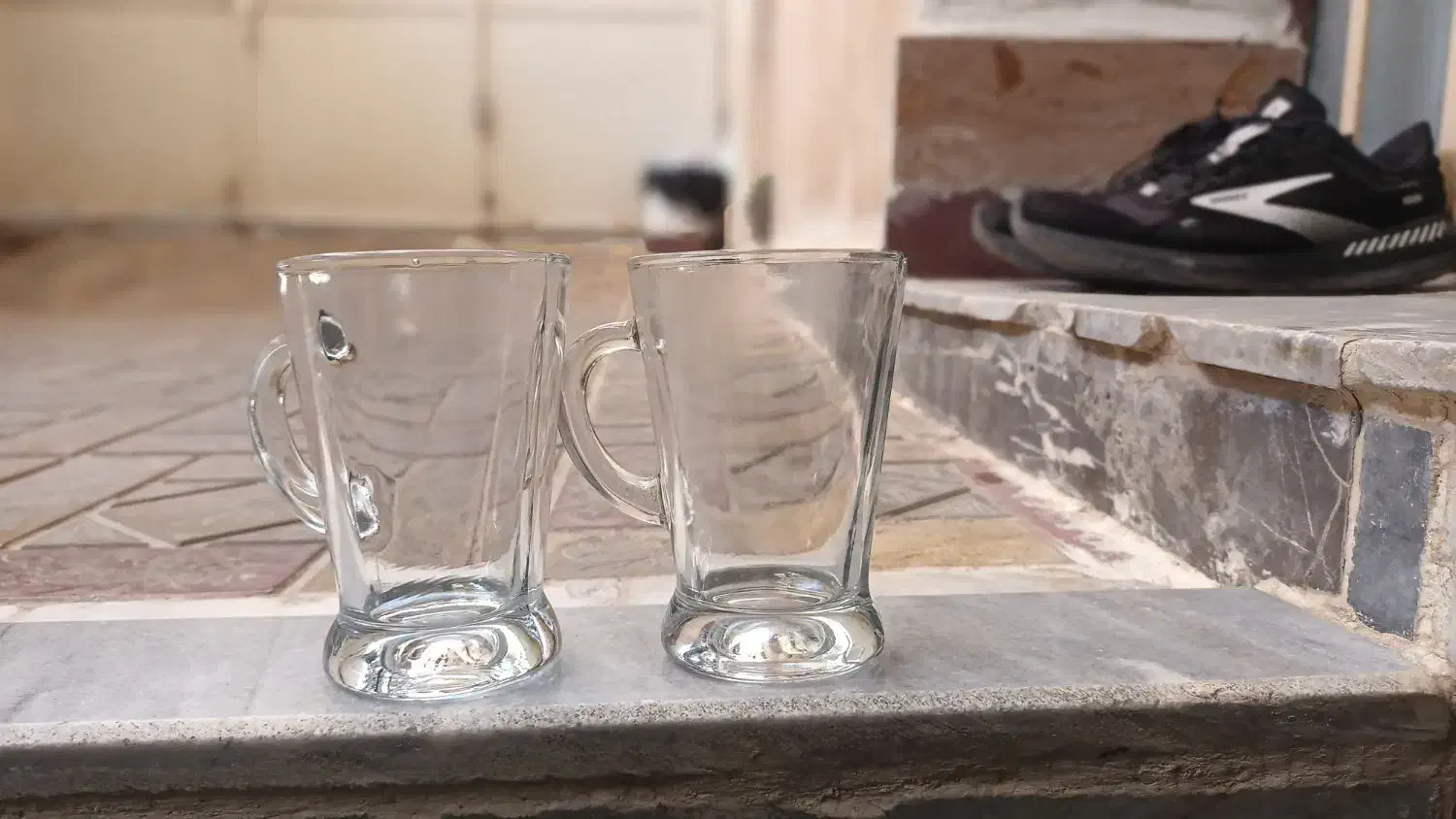 استکان ۱۸ نفر|ظروف سرو و پذیرایی|سقز, |دیوار