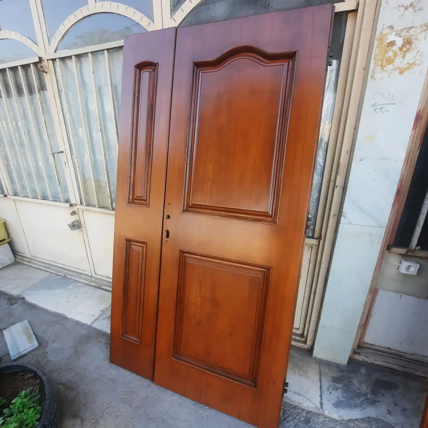 رنگ کاری چوب|خدمات پیشه و مهارت|گلپایگان, |دیوار