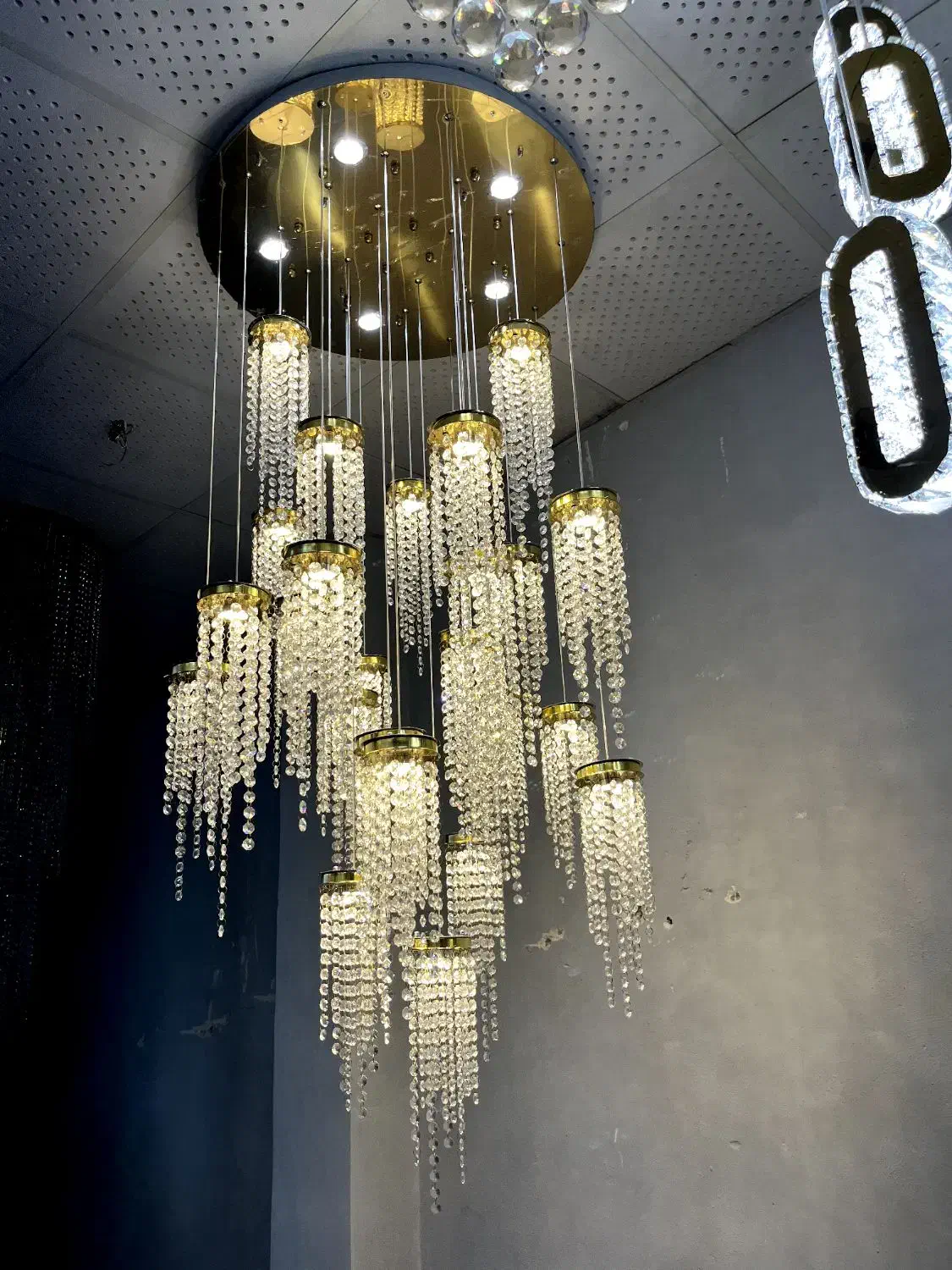 لوستر دوبلکس و بلند مدل کلودرین(ابر بارانی)|لوستر و چراغ آویز|تهران, فردوسی|دیوار