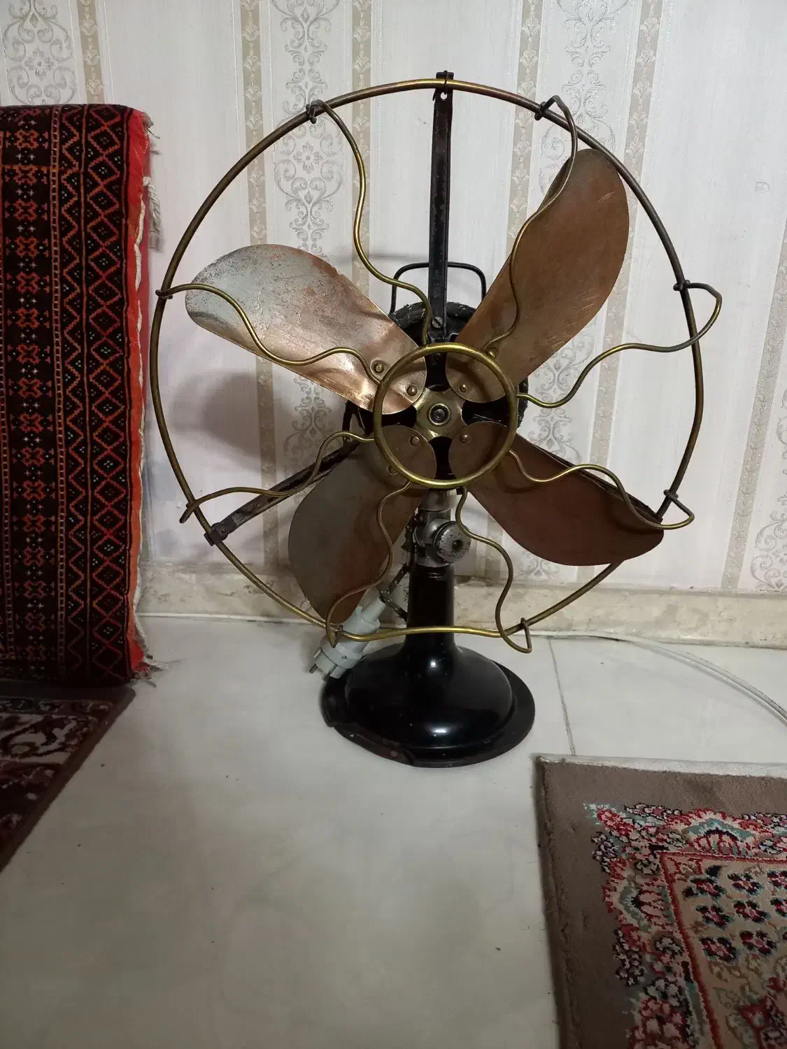 اشیاء عتیقه|کلکسیون اشیاء عتیقه|مشهد, گلبرگ شمالی|دیوار