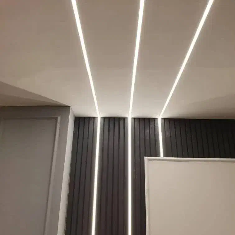 شاگرد یا همکار جهت برق کشی ساختمان|استخدام صنعتی، فنی، مهندسی|کاشان, فاز ۱ ناجی آباد|دیوار