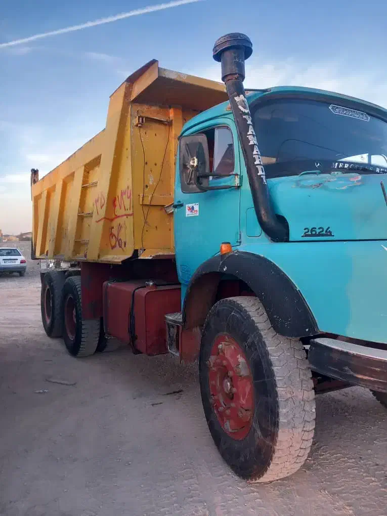 سلام یک دستگاه کامیون بنز بفروش میرسد|خودرو سنگین|خمینیشهر, |دیوار