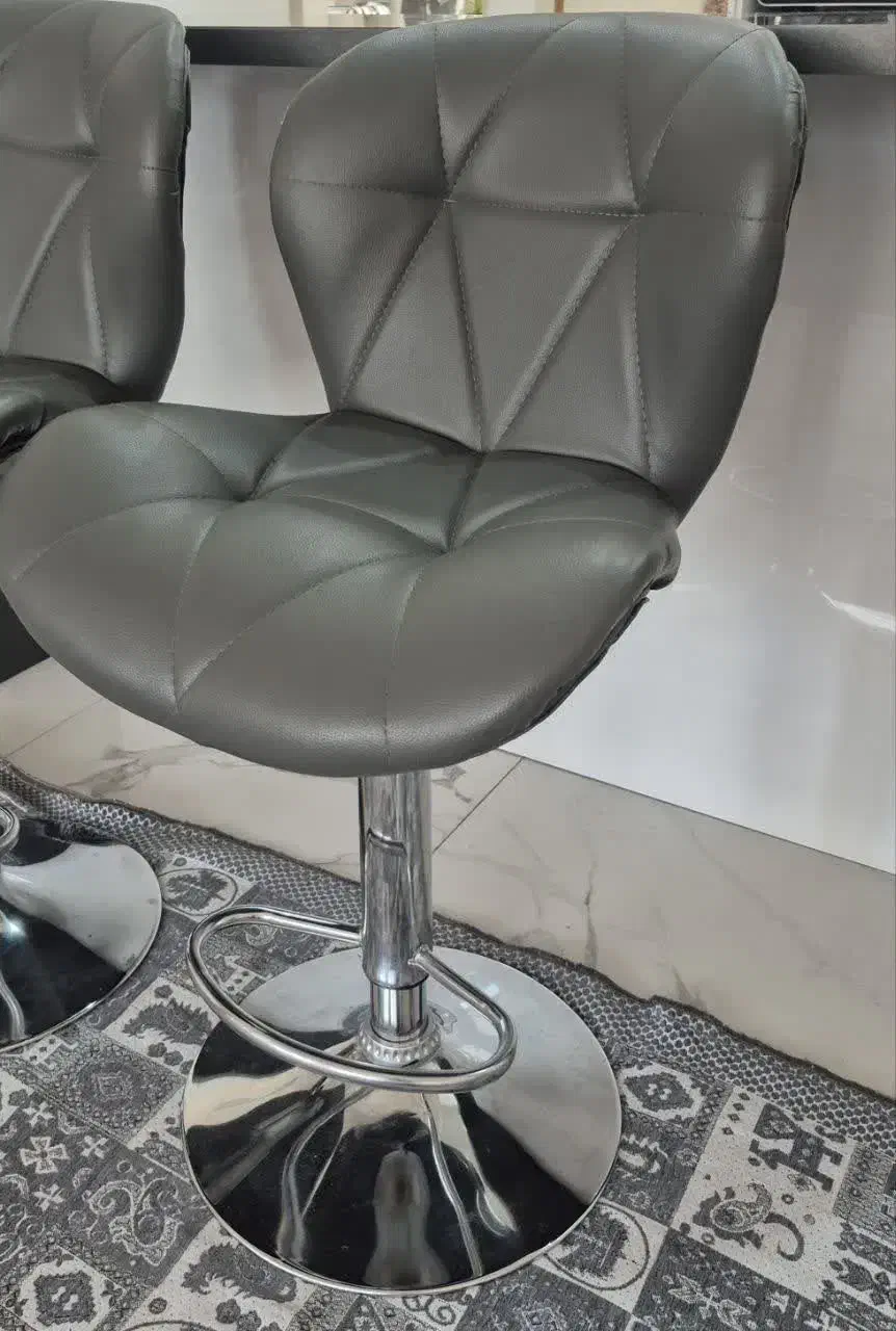 صندلی کانتیر تمیز و سالم|میز و صندلی غذاخوری|اسلامشهر, شهرک محمدیه|دیوار