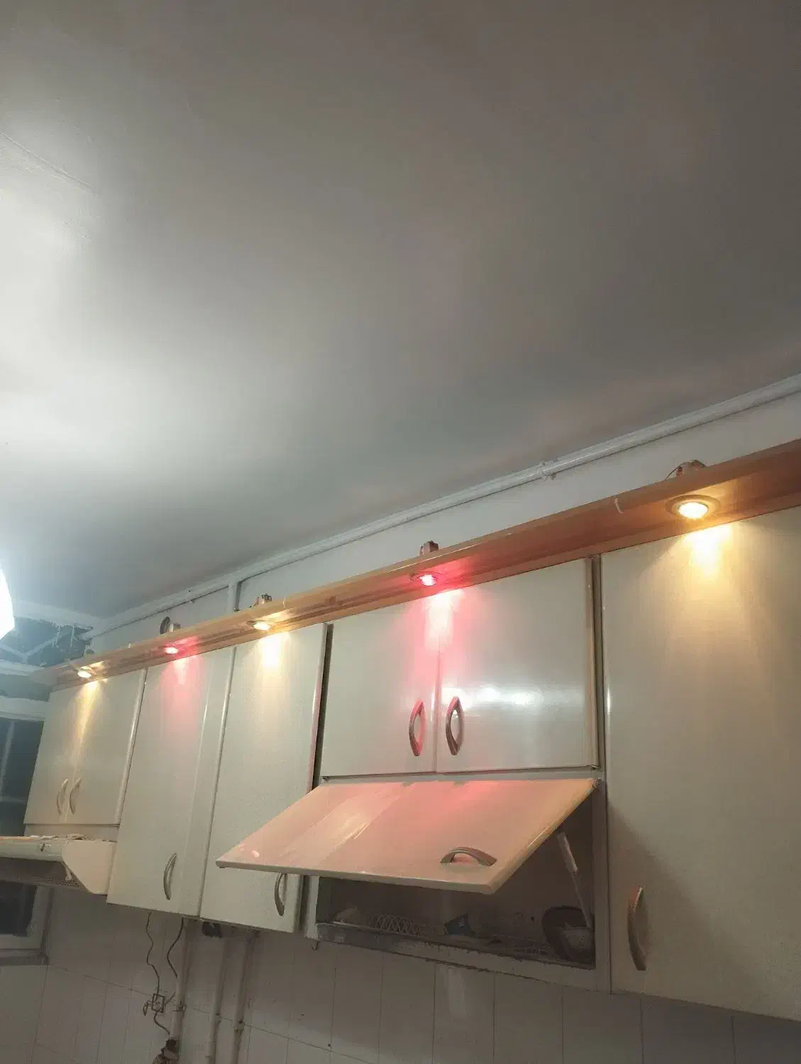 کابینت آشپزخانه فلزی با هود کارکرده|هود|اراک, |دیوار
