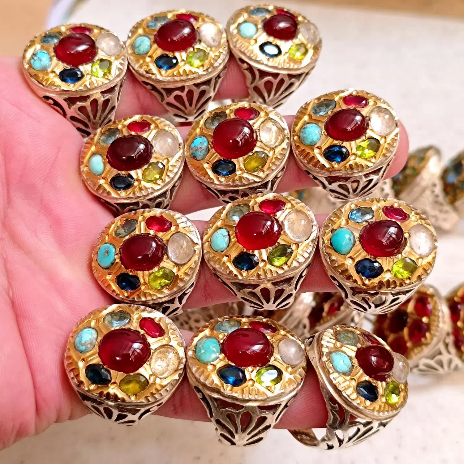 ۳۵ عدد انگشتر جواهراتی نقره ۹۲۵|جواهرات|اصفهان, پوریای ولی|دیوار