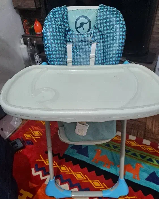 صندلی کودک کره ای|تخت و صندلی بچه|رشت, پیرکلاچای|دیوار