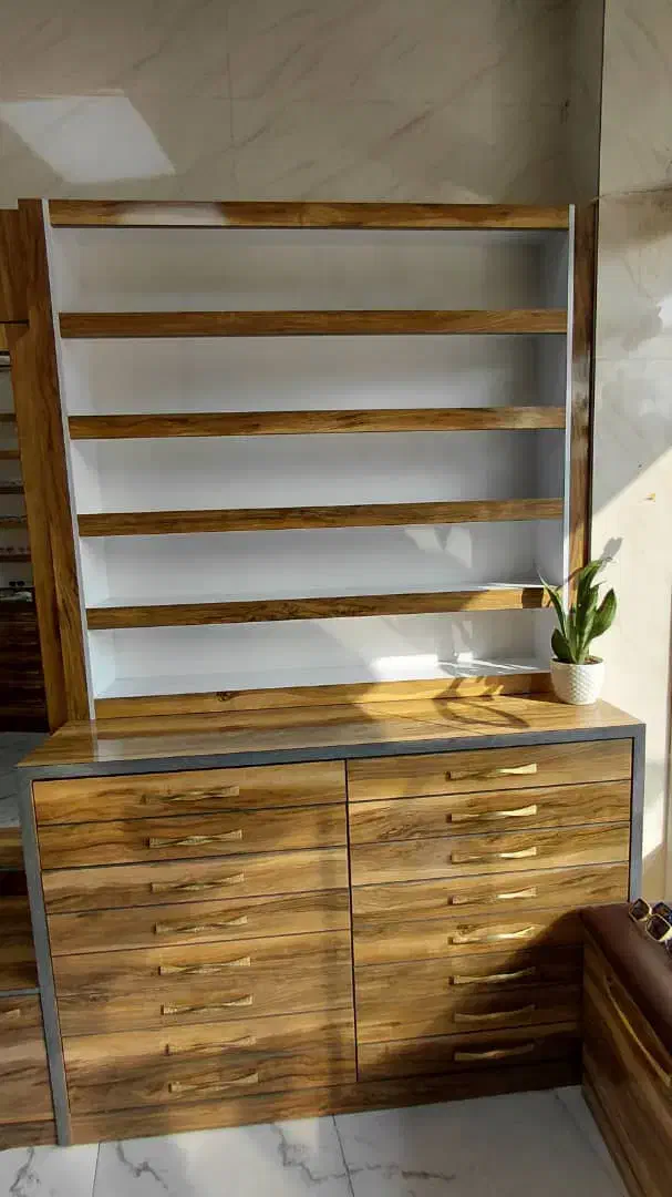 ویترین عینک|بوفه، ویترین، کنسول|گوراب زرمیخ, |دیوار