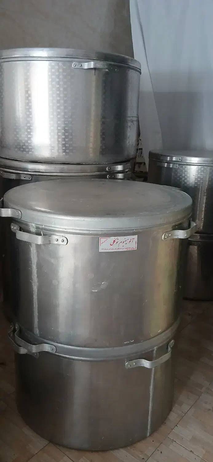 دیگ سایز بزرگ|ظروف پختوپز|رباطکریم, رباطکریم|دیوار