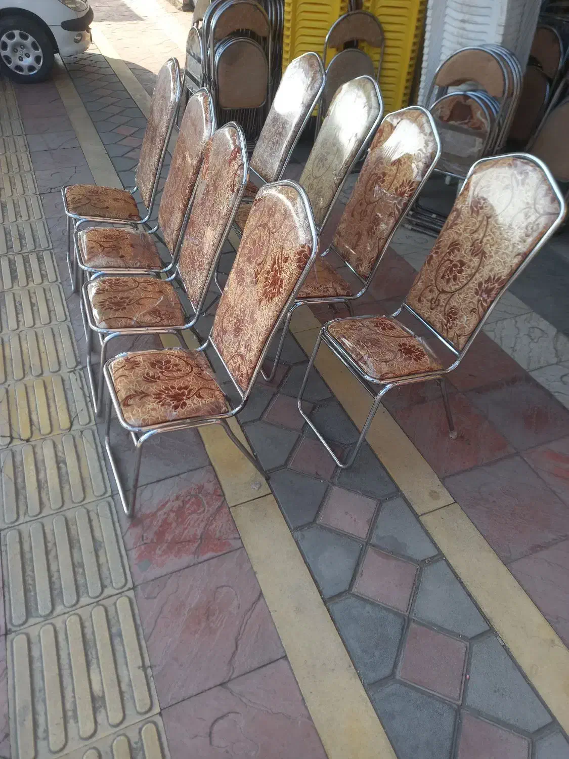 صندلی فلزی پشت بلند ثابت|صندلی و نیمکت|محمودآباد, |دیوار