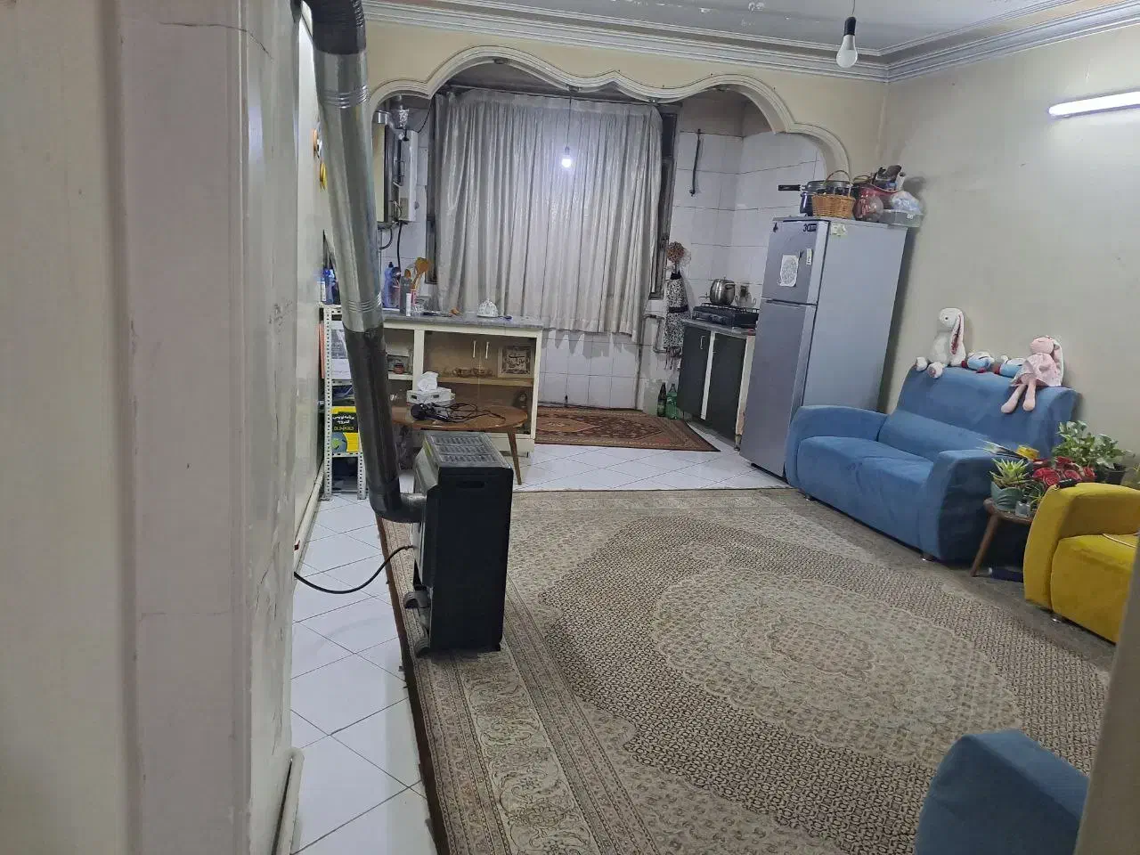 خونه دارم همخونه خانم میخام|اجارهٔ آپارتمان|تهران, جمال‌زاده|دیوار