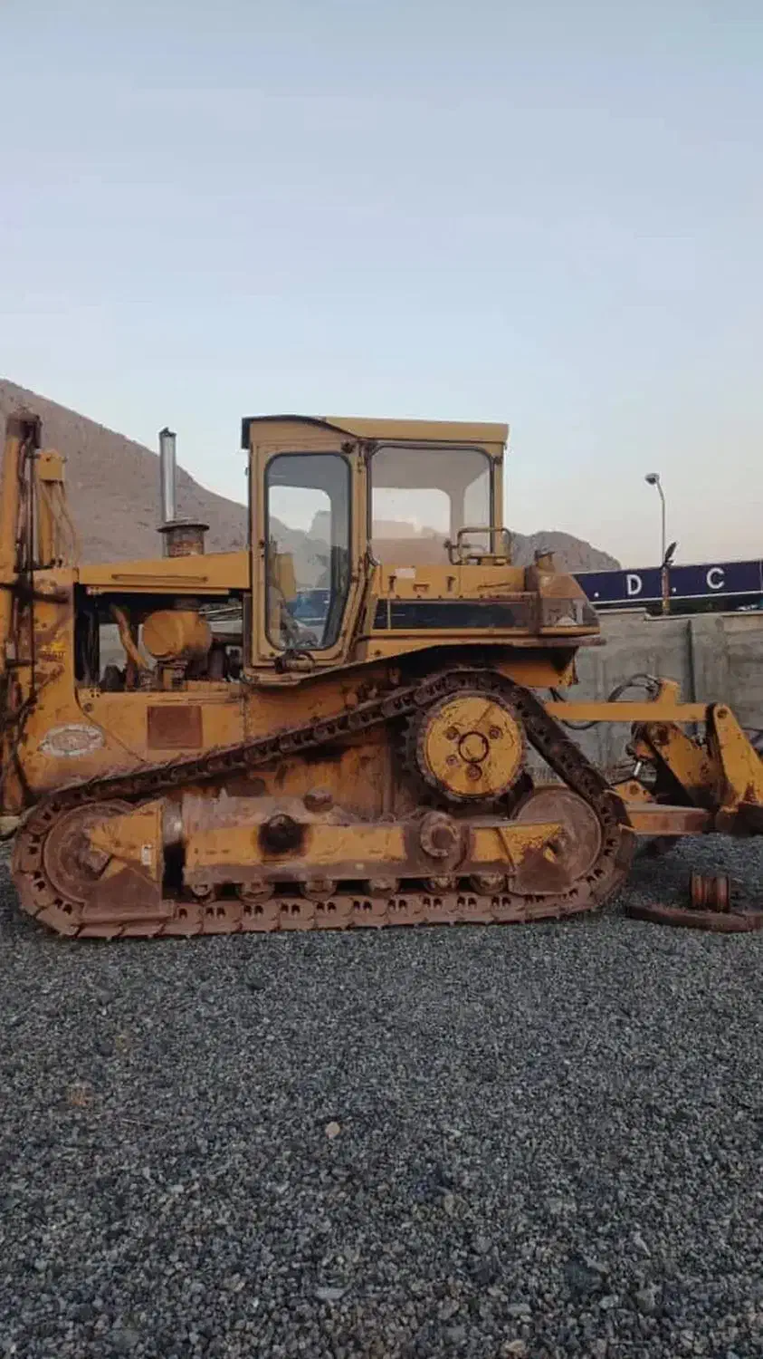 بلدوزر d6hمثلثی|خودرو سنگین|کامیاران, |دیوار