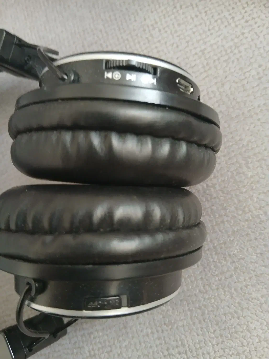 هدفن مموری خور شارژ ی مشکی|صوتی و تصویری|بندر انزلی, معلم|دیوار