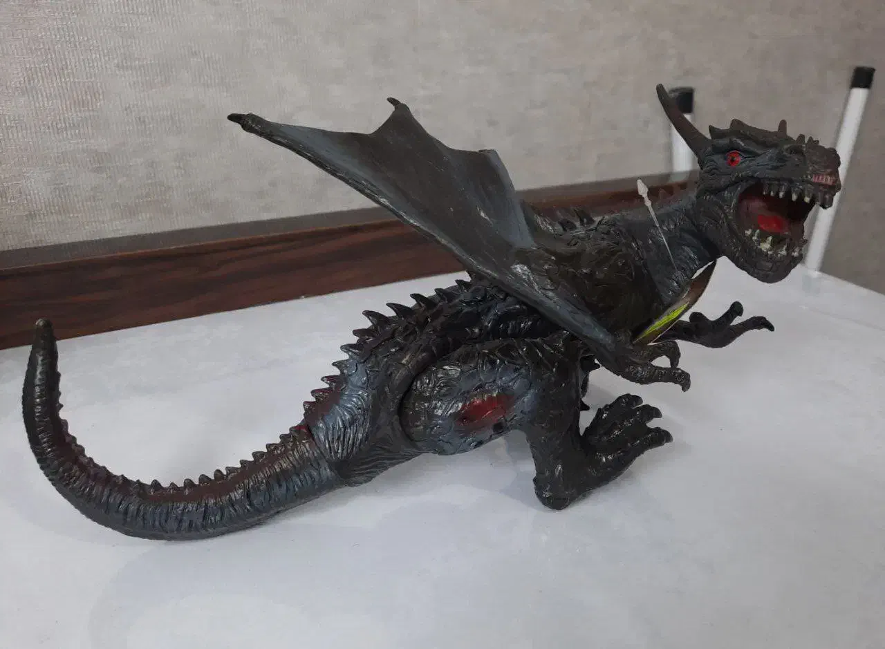 قطار کنترلی و اکشن فیگور|اسباببازی|قدس, شهرقدس|دیوار