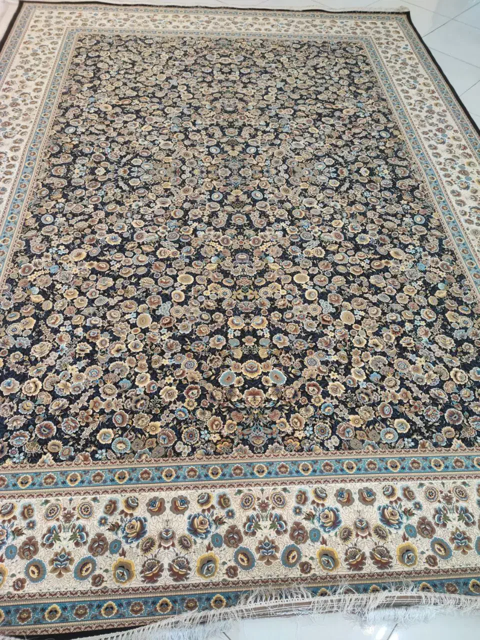 ۲ تخته ۱۲ متری تک  ۱۲۰۰ شانه و ۱۶۰۰ شانه|فرش|مریوان, |دیوار