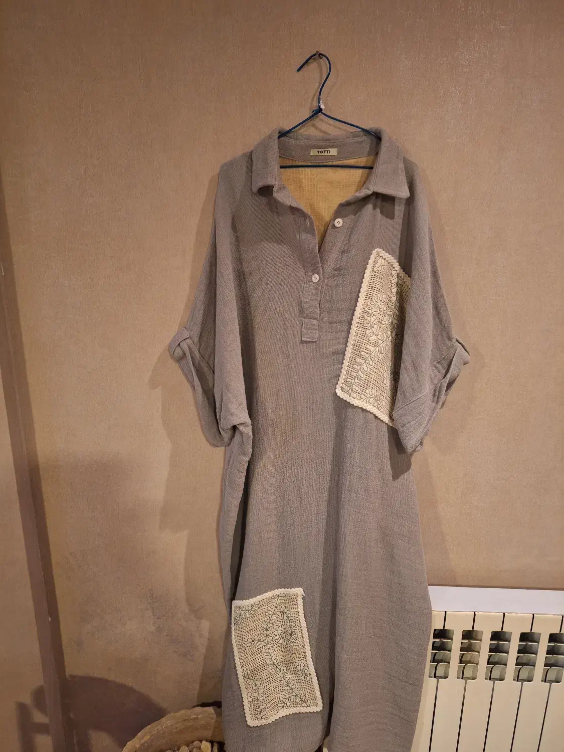 مانتوی پاییزه مزونی|لباس|شیراز, ملاصدرا|دیوار