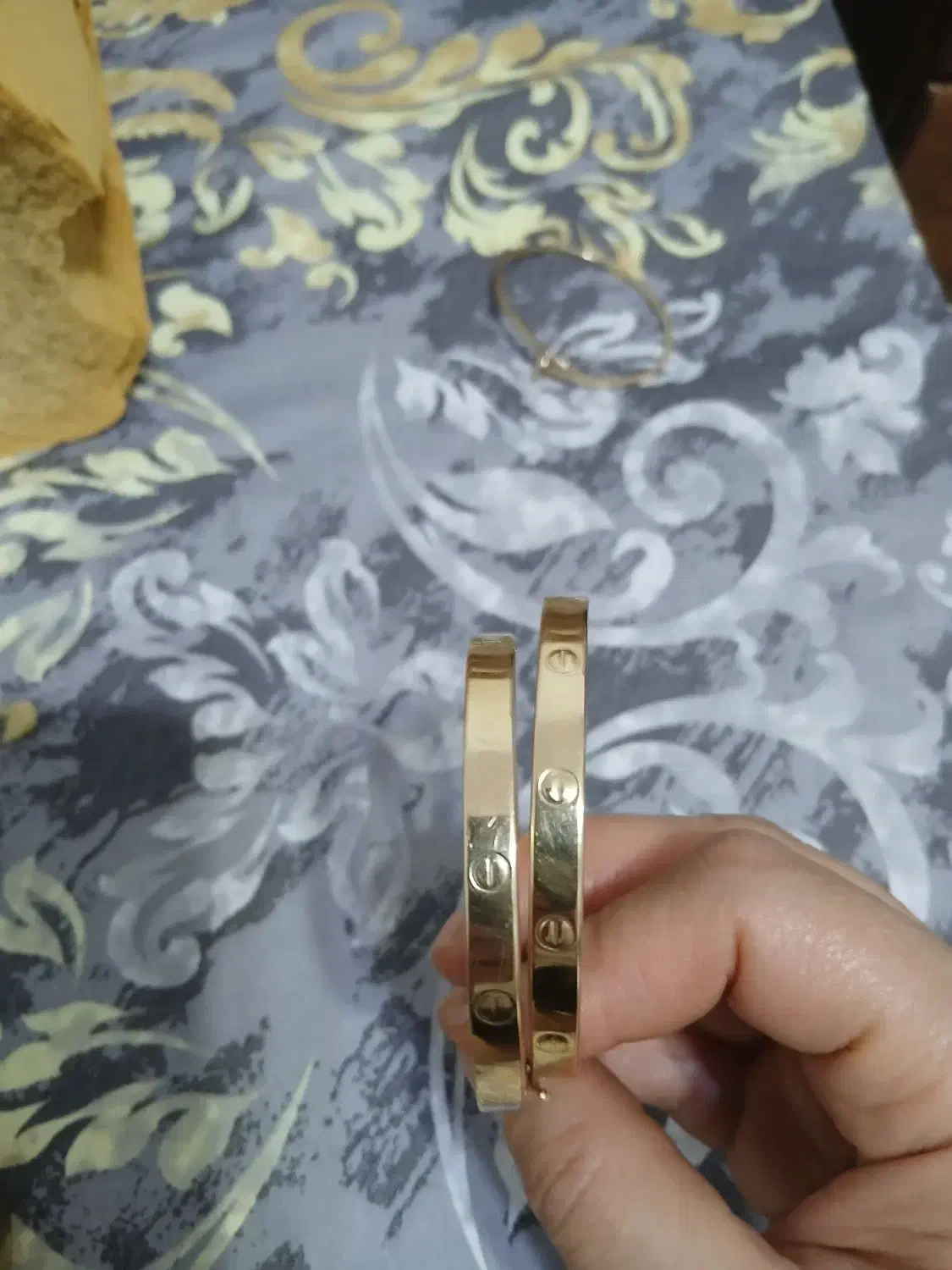 دستبند کارتیه طلا وگوشواره نو وچشم نظر|جواهرات|اصفهان, حسین‌آباد|دیوار