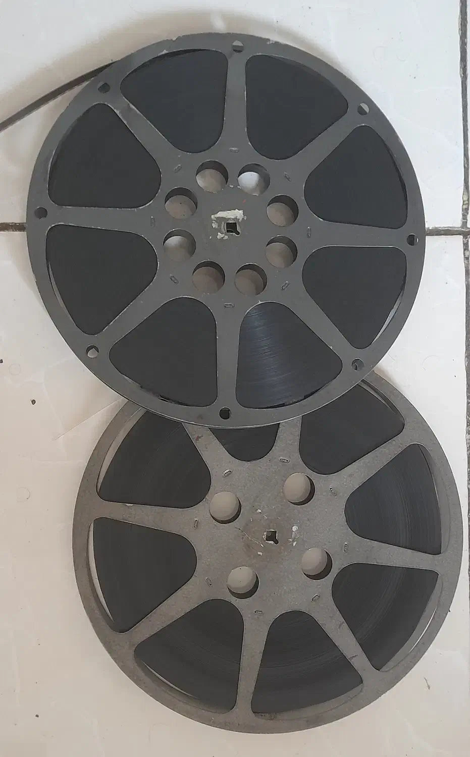 فیلم آپارات پروژکتور ۱۶ میلیمتری|کلکسیون و سرگرمی|رشت, گلسار|دیوار