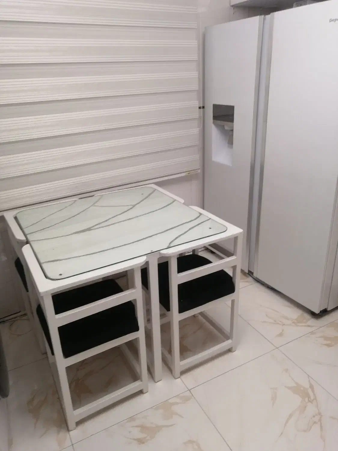 میز ناهار خوری کم جا 4نفره|میز و صندلی غذاخوری|تهران, جیحون|دیوار